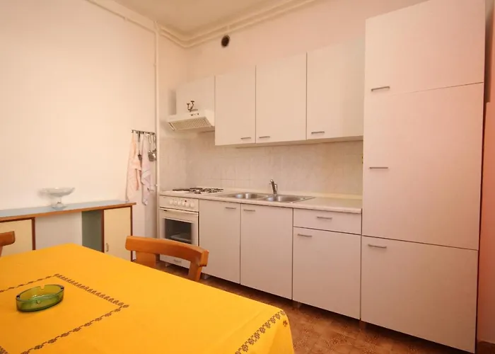 7647a Apartment